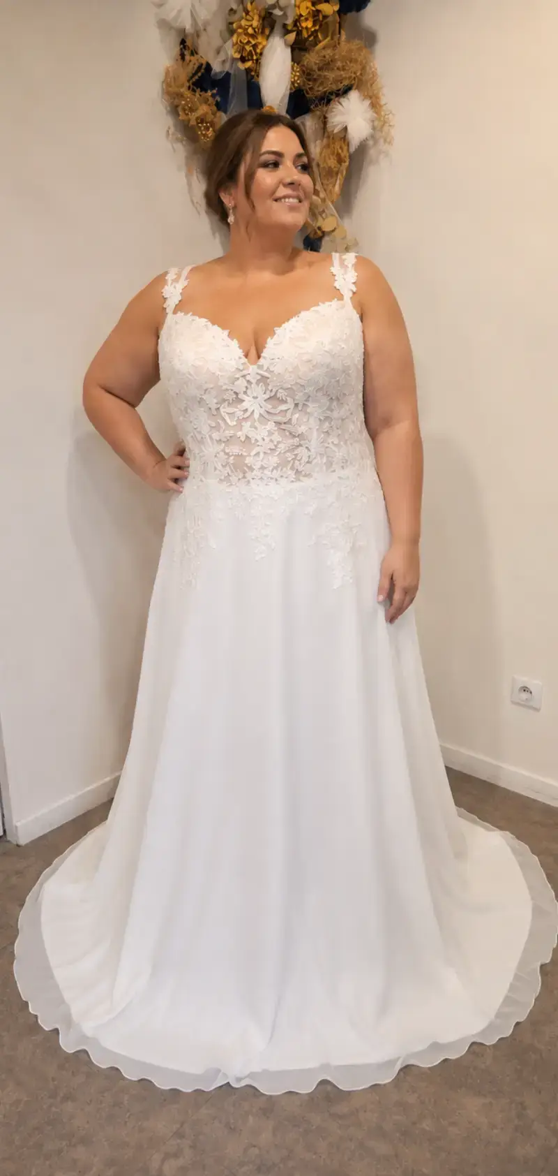 Robe de mariée fine bretelle